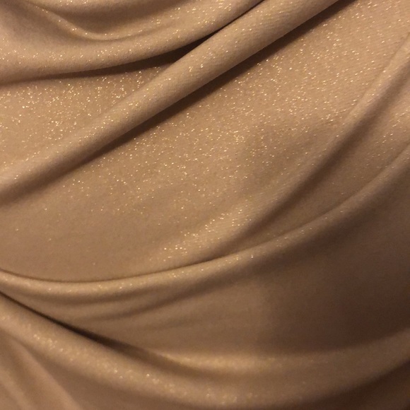Gold sleeveless dress shirt - Picture 3 of 5